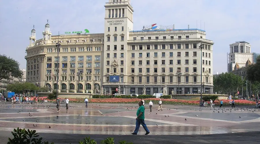 Plaça de Catalunya — photo 3